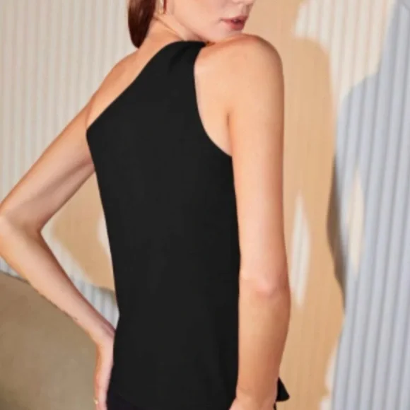 Black One Shoulder Gold Chain Top Sz S New - Picture 5 of 7